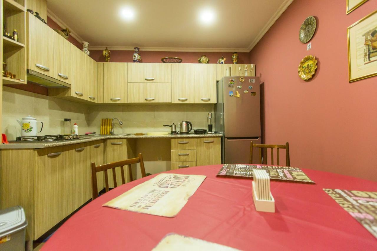 Mereti Hotel Borjomi ภายนอก รูปภาพ