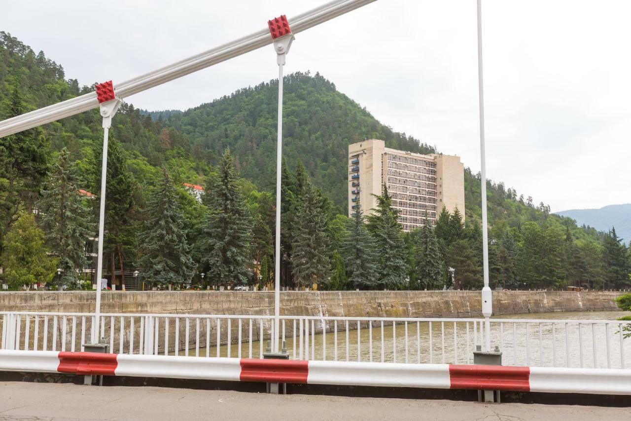 Mereti Hotel Borjomi ภายนอก รูปภาพ